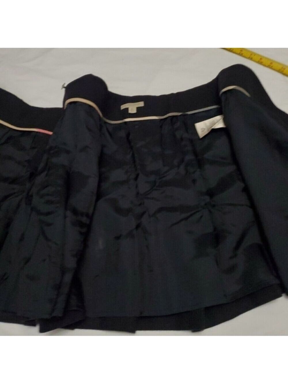 Authentic Burberry Wrap Wool Skirt - Picture 9 of 10